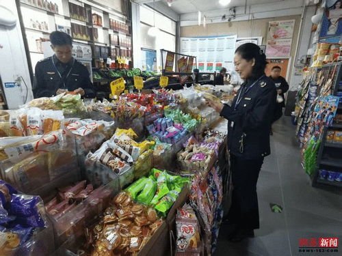 西平縣市場(chǎng)監(jiān)督管理局柏苑市場(chǎng)監(jiān)管所開展“國(guó)慶中秋”雙節(jié)食品安全專項(xiàng)檢查行動(dòng)，守護(hù)群眾“舌尖上的安全”
